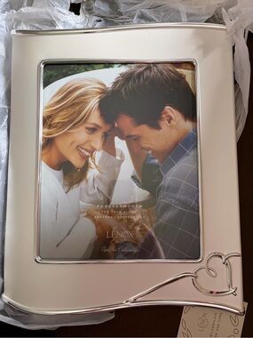 Lenox 8x10 Picture Frame with Silver Heart Trim